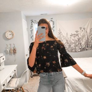 NWT Floral Off the Shoulder Blouse